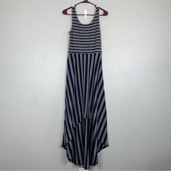 Xhilaration Womens Striped Scoop Neck Sleeveless Asymmetrical Swing Dress Medium - Picture 1 of 10